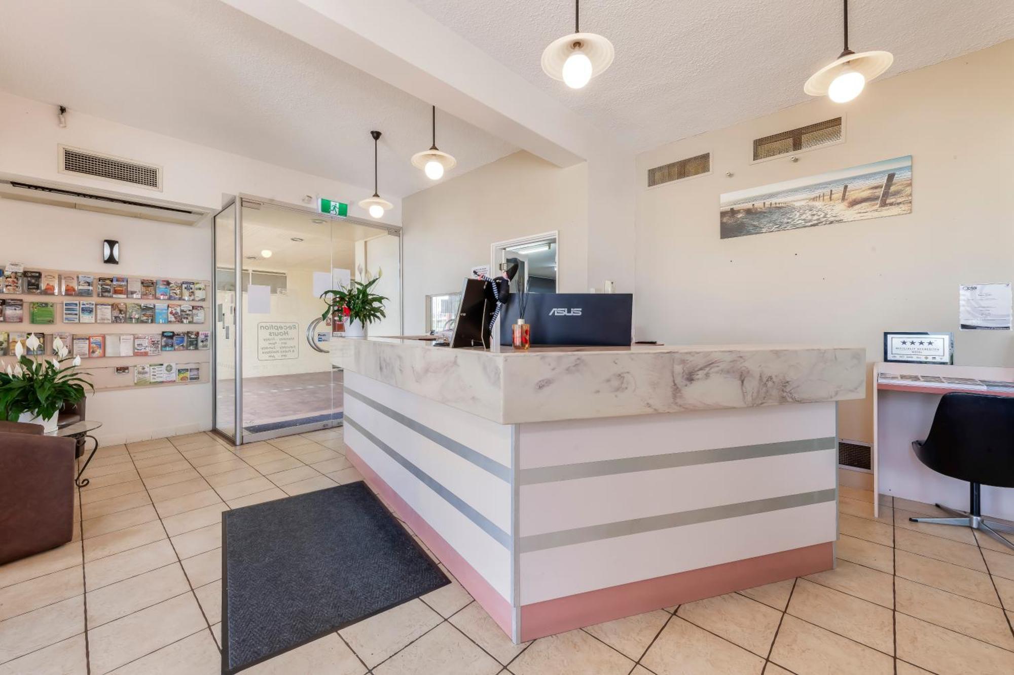 Bundaberg International Motor Inn Экстерьер фото